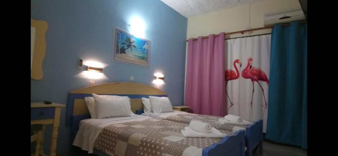 Flamingo Apartments Moraitika Corfu 外观 照片