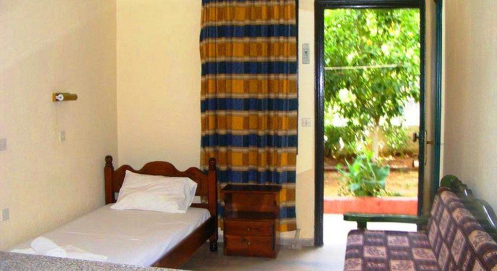 Flamingo Apartments Moraitika Corfu 外观 照片