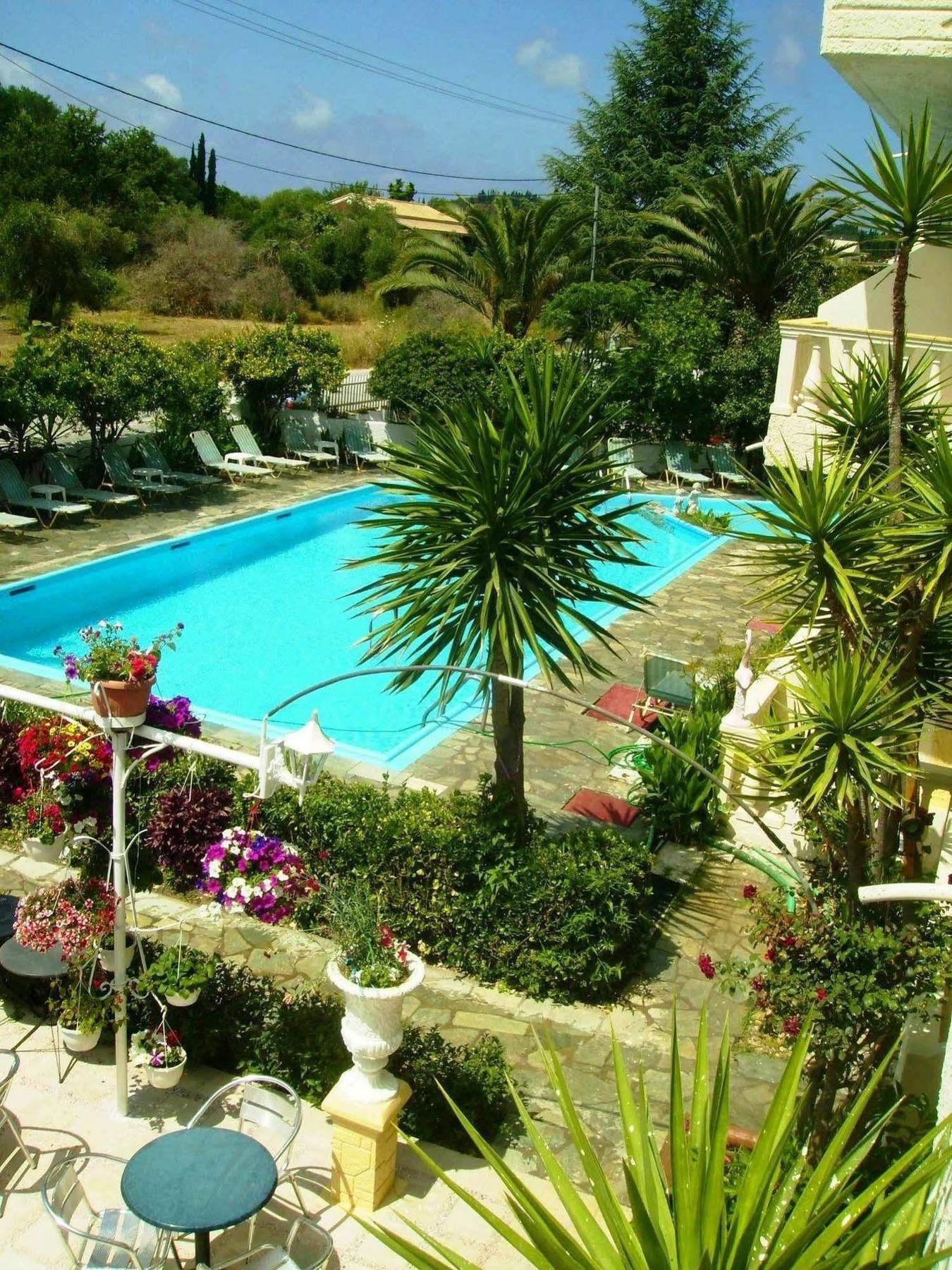 Flamingo Apartments Moraitika Corfu 外观 照片