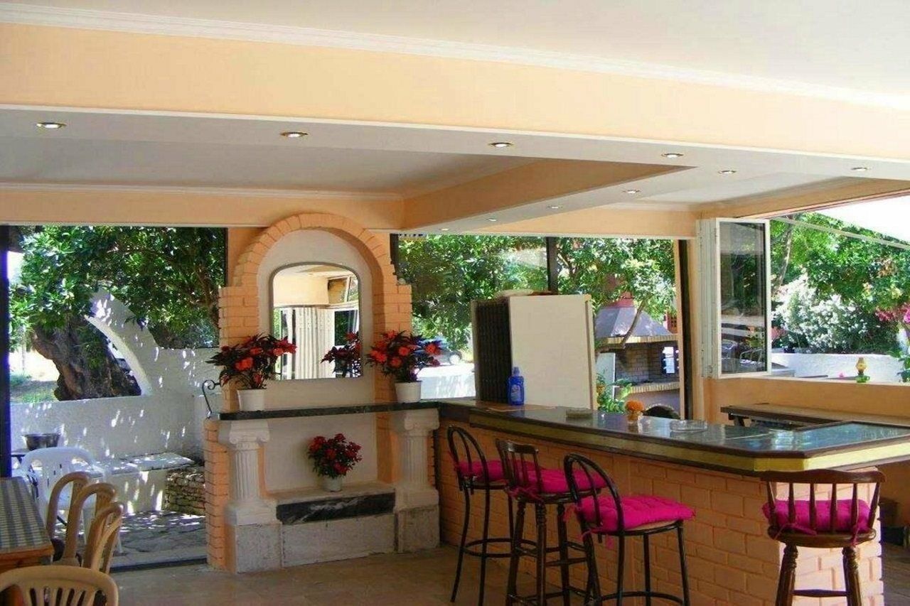 Flamingo Apartments Moraitika Corfu 外观 照片