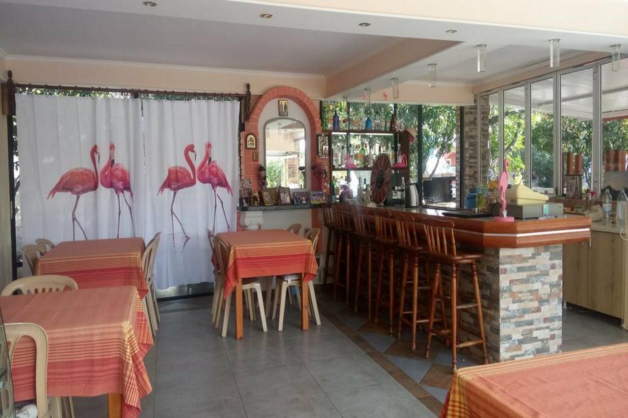 Flamingo Apartments Moraitika Corfu 外观 照片