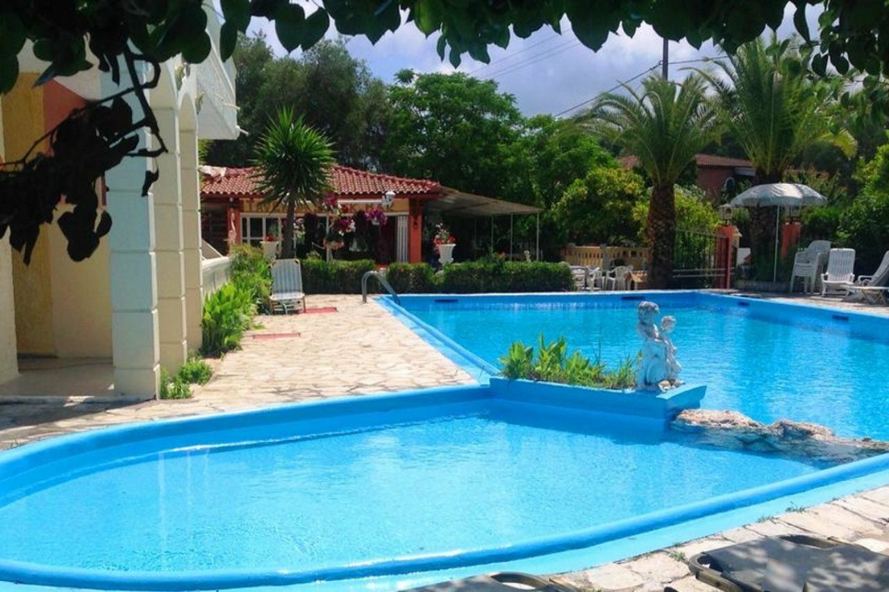 Flamingo Apartments Moraitika Corfu 外观 照片