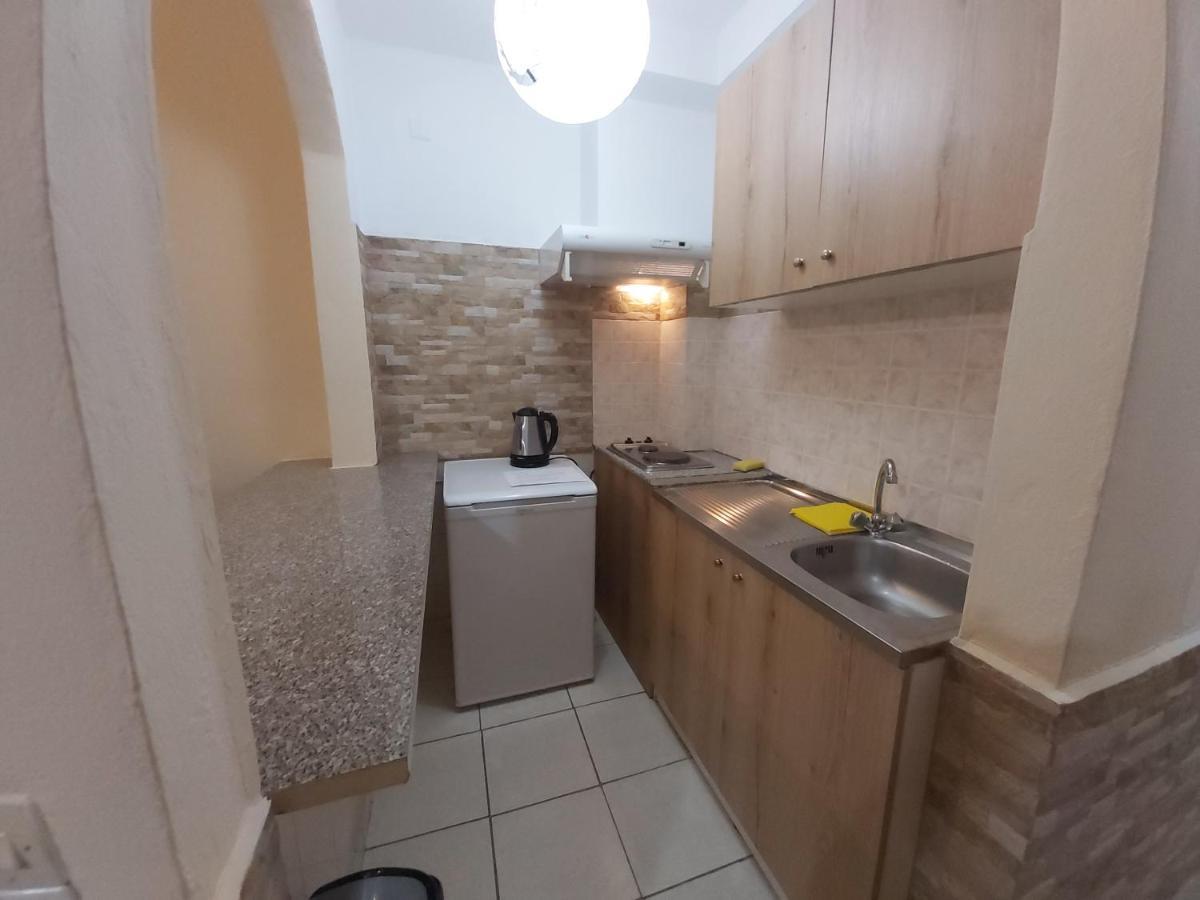 Flamingo Apartments Moraitika Corfu 外观 照片